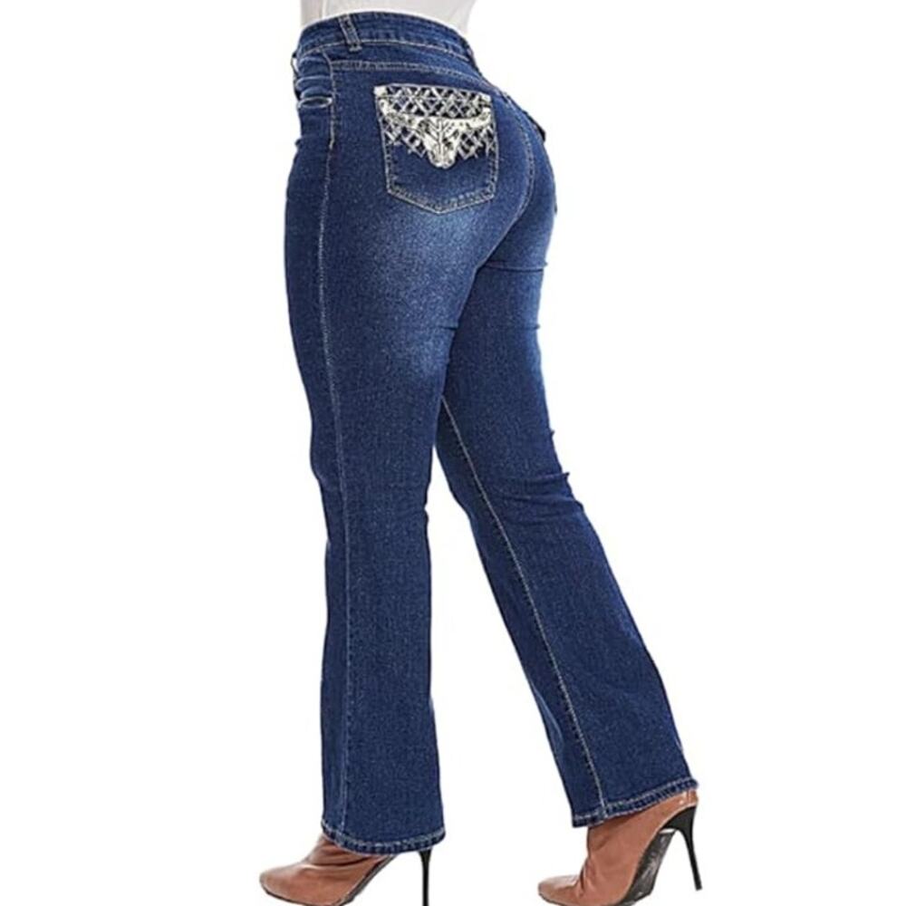 NWT ~ Women's Embroidered Back Pockets Denim Blue Jeans ~ Size SMALL